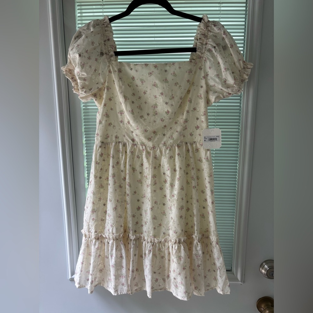 Altar’d State Floral Cream  Dress medium new with tags - Picture 2 of 6
